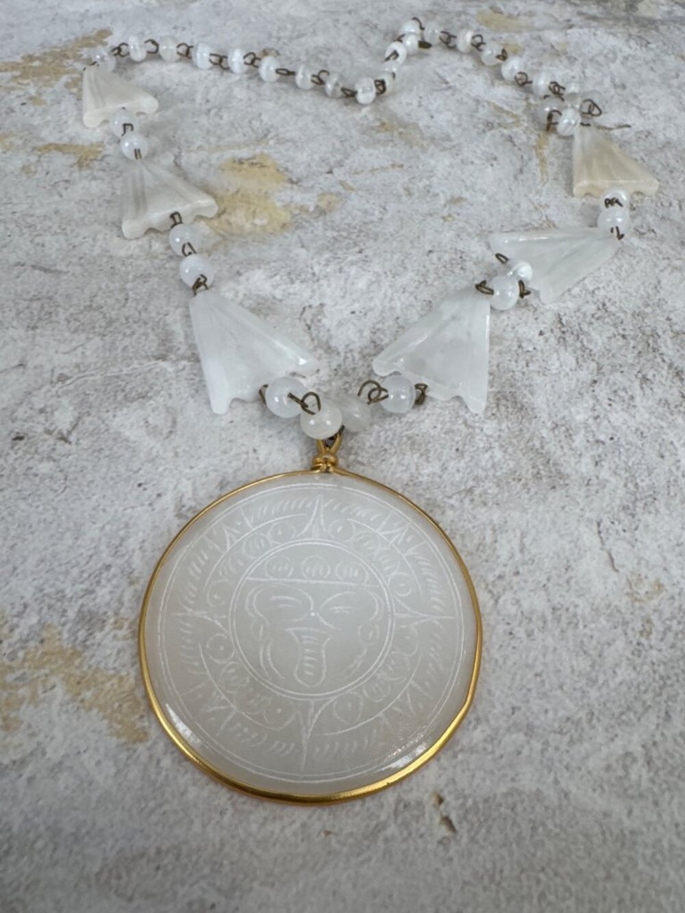 Milky White Vintage Aztec Sun Pendant Beaded Necklace Hand Carved